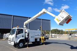 2014 Isuzu F Series FRR 500
