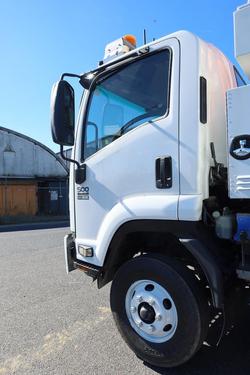 2014 Isuzu F Series FRR 500