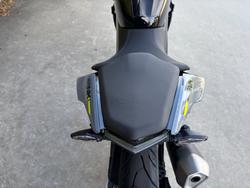 2025 CFMOTO 300 NK ABS
