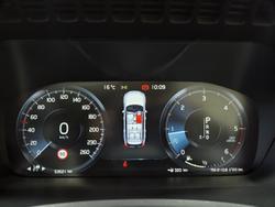 2020 Volvo XC90 D5 Momentum