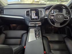 2020 Volvo XC90 D5 Momentum