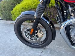 2025 Royal Enfield INTERCEPTOR 650 E5 CLASSIC
