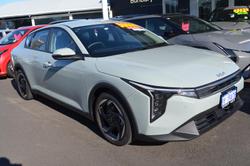 2025 Kia K4 Sport