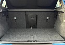 2023 Volvo XC40 Ultimate B5 Dark
