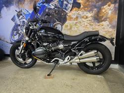 2024 BMW Motorrad R 12 HL BLACK