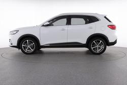 2023 MG HS Excite