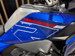2026 BMW Motorrad 2026 BMW 1300CC R 1300 RT Impulse RACING-BLU