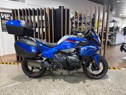 2026 BMW Motorrad 2026 BMW 1300CC R 1300 RT Impulse RACING-BLU