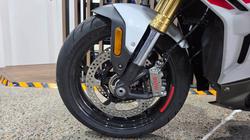 2026 BMW Motorrad R 1300 RS LIGHTWHITE UNI