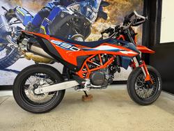 2023 Ktm 690 SMC R ORANGE