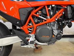 2023 Ktm 690 SMC R ORANGE