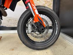 2023 Ktm 690 SMC R ORANGE