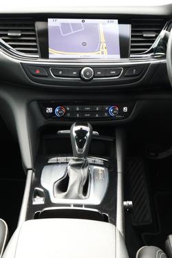 2018 Holden Calais V