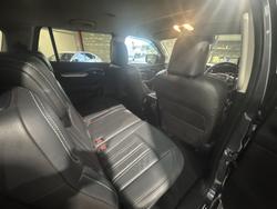 2022 Isuzu MU-X LS-T