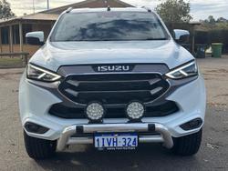 2023 Isuzu MU-X LS-T