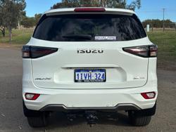 2023 Isuzu MU-X LS-T