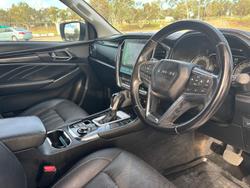 2023 Isuzu MU-X LS-T