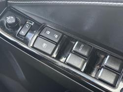 2023 Isuzu MU-X LS-T