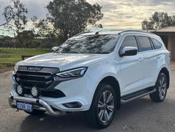 2023 Isuzu MU-X LS-T