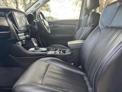 2023 Isuzu MU-X LS-T