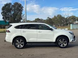 2023 Isuzu MU-X LS-T