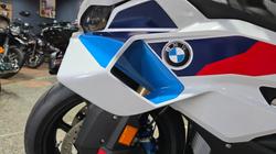 2026 BMW Motorrad S 1000 RR LIGHTWHITE UNI/M MOTORSPORT