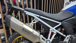 2026 BMW Motorrad F 900 GS LIGHT WHITE UNI/RACINGBLUE MET