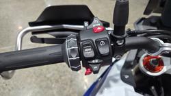 2026 BMW Motorrad F 900 GS LIGHT WHITE UNI/RACINGBLUE MET