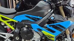 2026 BMW Motorrad S 1000 R BLUEFIRE/MUGIALLO YELLOW