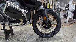 2026 BMW Motorrad R 1300 GS ADVENTURE RACINGBLUE METALLIC