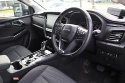 2023 Isuzu MU-X LS-U