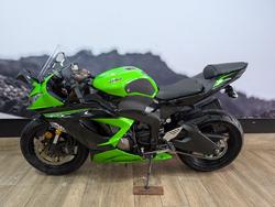 2013 Kawasaki ZX-6R (ZX636) NON ABS GREEN