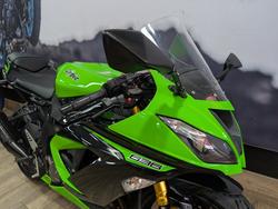 2013 Kawasaki ZX-6R (ZX636) NON ABS GREEN