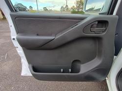 2014 Nissan Navara Silverline SE