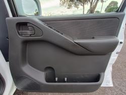 2014 Nissan Navara Silverline SE