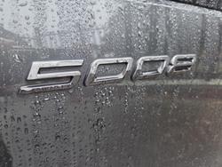 2025 Peugeot 5008 GT Premium Hybrid