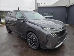 2025 Peugeot 5008 GT Premium Hybrid