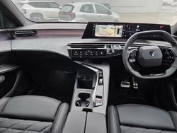2025 Peugeot 5008 GT Premium Hybrid
