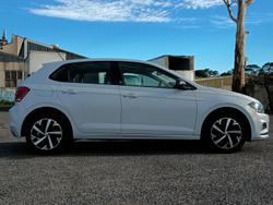 2018 Volkswagen Polo beats