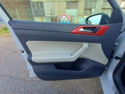 2018 Volkswagen Polo beats