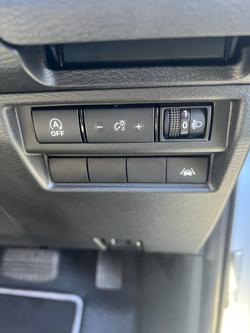 2025 Mitsubishi Triton GSR MV MY25 4X4 Dual Range White Diamond