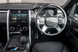 2025 Land Rover Discovery D350 Tempest