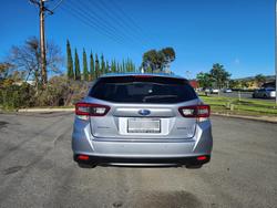 2022 Subaru Impreza 2.0i Premium