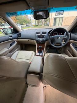 2005 Honda Accord VTi 7th Gen Nighthawk Black