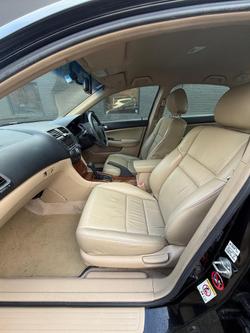 2005 Honda Accord VTi 7th Gen Nighthawk Black