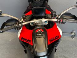 2022 Ducati MULTISTRADA V4 PIKES PEAK R