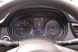 2022 Nissan X-TRAIL ST+