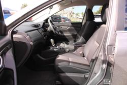 2022 Nissan X-TRAIL ST+