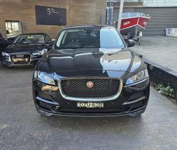 2018 Jaguar F-PACE 25t Prestige