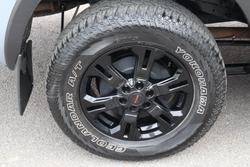 2024 Nissan Navara PRO-4X